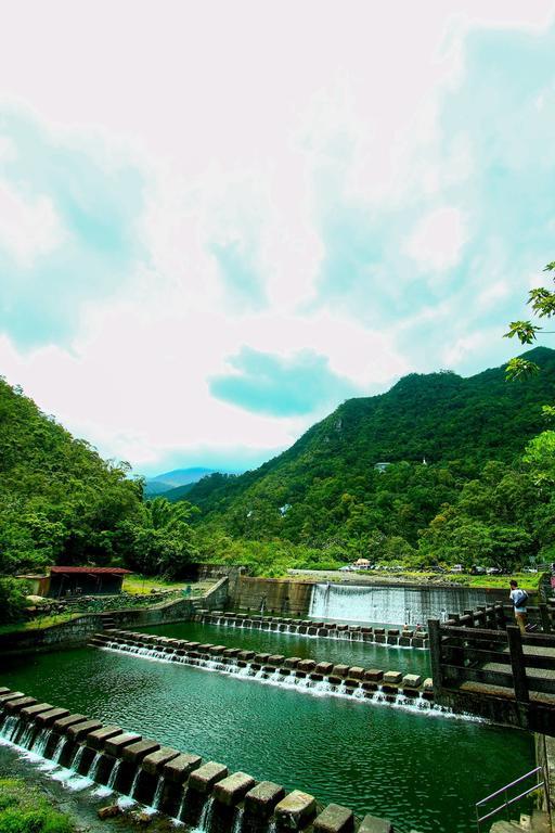 Natural Essence Of Hot Spring Jiaoxi Buitenkant foto